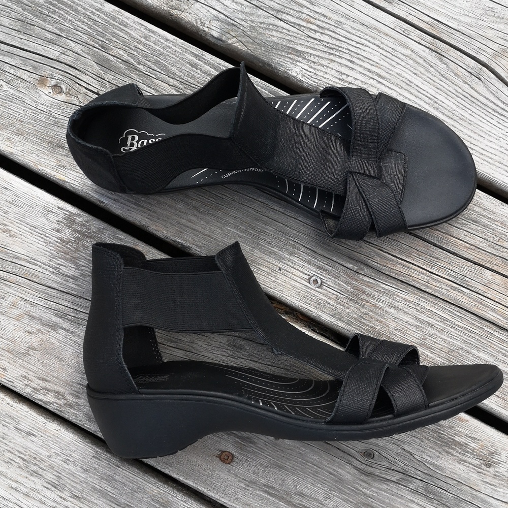 Bass leather sandals